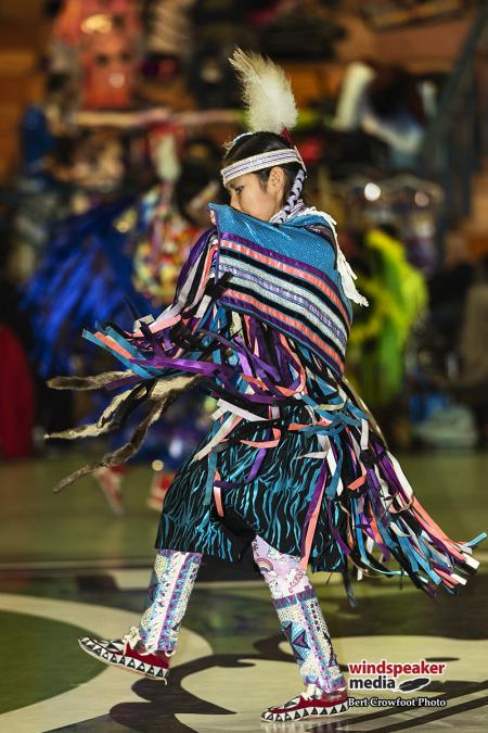 Siksika2Christmas powwow 30