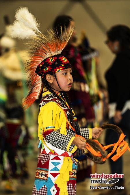 Tsuut'ina grand entry and intertribals 12