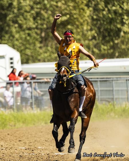 Indian Relay 4 (photo Bert Crowfoot)